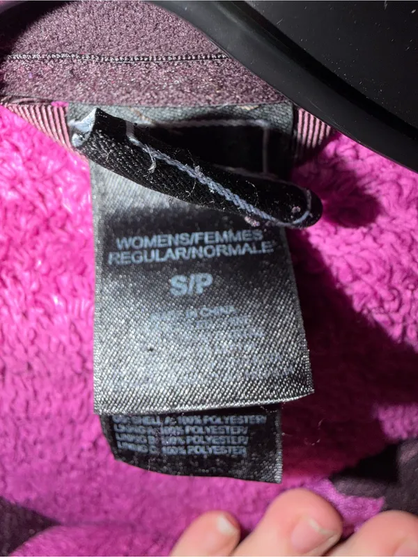 The North Face Women's Plush Full-Zip Teddy Jacket in Magenta Size Small - Image 3