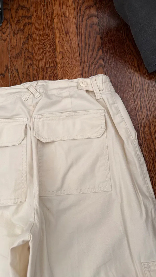 Universal Threads Cargo Pants - Image 5