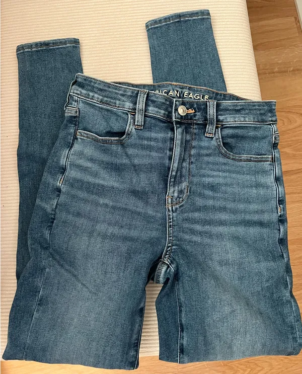 American Eagle Skinny Jeans Next Level Stretch - Image 2