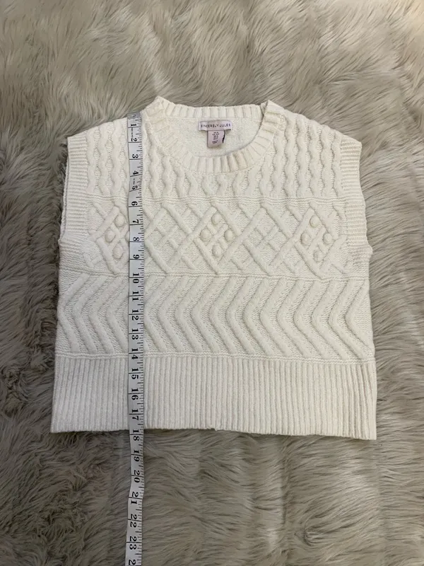 Sincerely Jules Ivory Cable Knit Sweater Vest Small Textured Cozy Cottagecore - Image 5