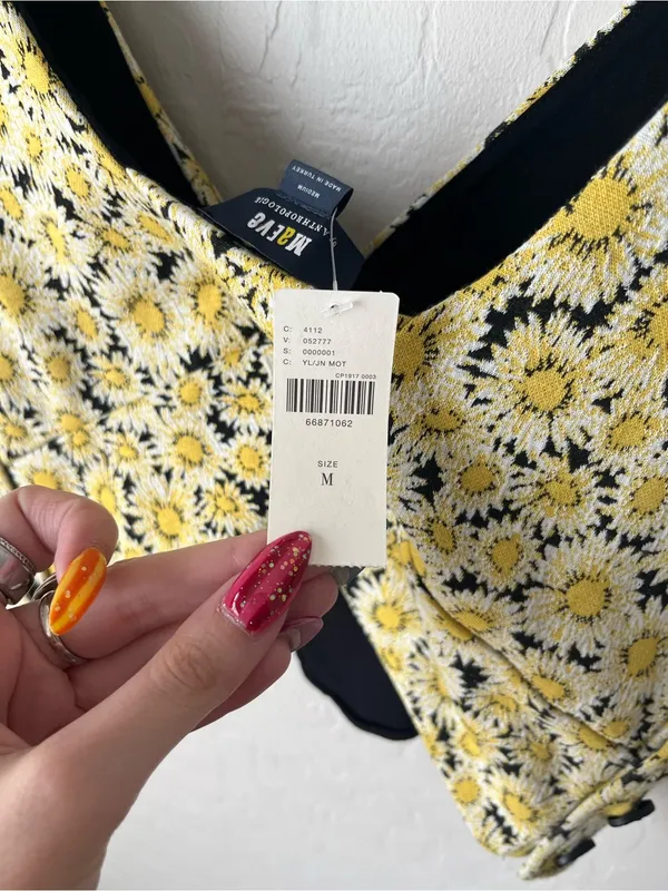 Maeve Anthropologie Floral Print Crop Knit Button Tank Top Vest Medium NEW NWT - Image 8