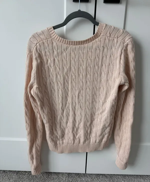Brandy Melville Sweater - Image 2