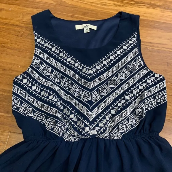 YA Los Angeles Dress Womens‎ Size Medium Navy Sleeveless Fit & Flare White Trim - Image 2