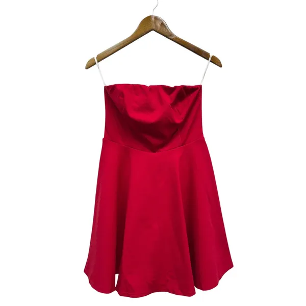 Lulus About a Twirl Red Strapless Skater Dress size Medium NWT - Image 2