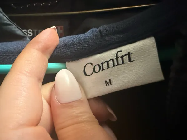 Comfrt jacket  - Image 2