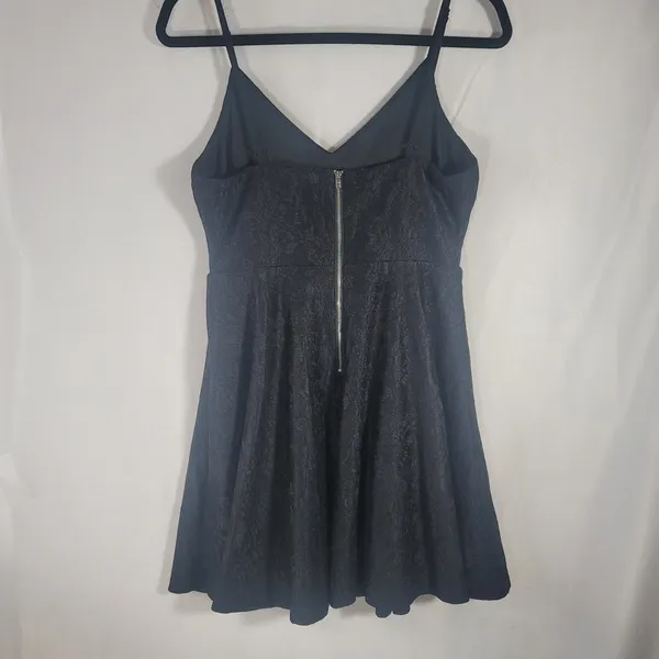 Lulus Way With Words Black Lace Skater Dress Size M Fit Flare Mini Coquette LBD - Image 3