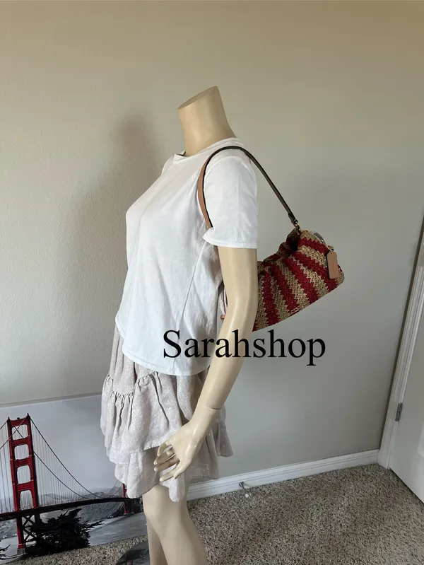 Coach Faye Shoulder Bag - Image 7