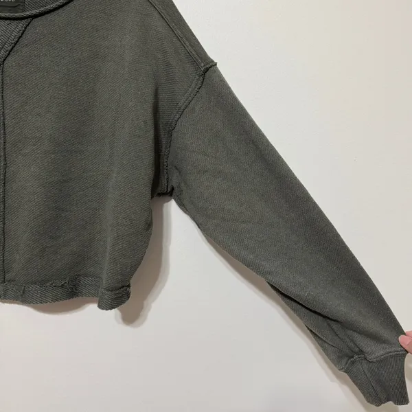 Aerie Cropped Crewneck Sweater Size XS Oversized Beach Party Sweatshirt Green - Image 5