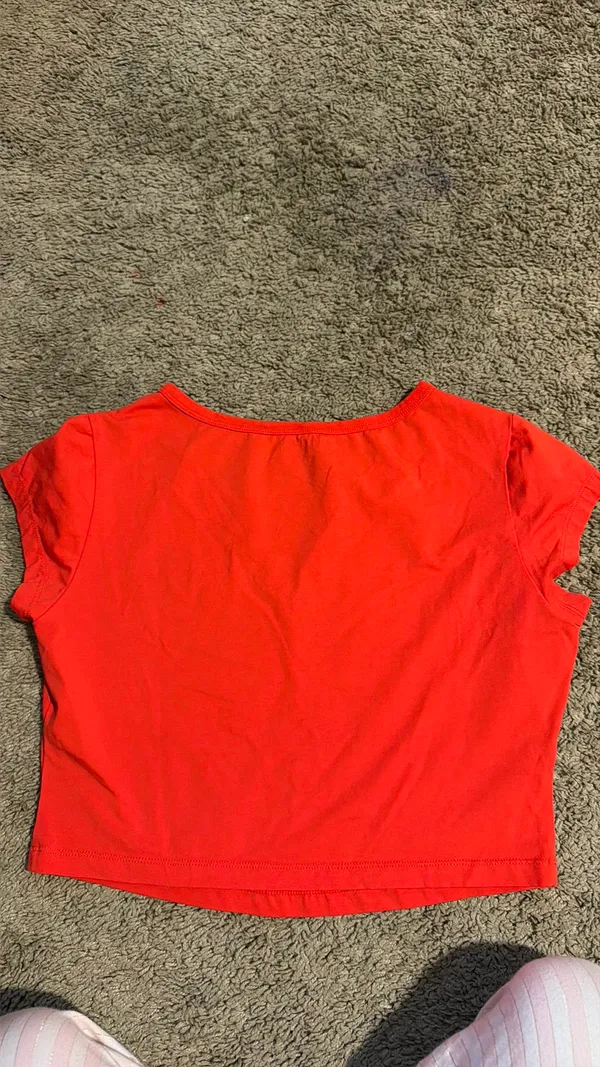 True Religion Top Crop Red - Image 3