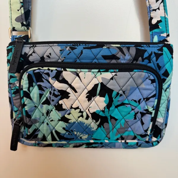Vera Bradley CAMOFLORAL Wallet Purse Adjustable 2016 VGUC Retired‎ - Image 2