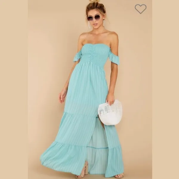 ✨ Red Dress Boutique ABOVE AVERAGE AQUA STRIPE MAXI DRESS✨ - Image 2