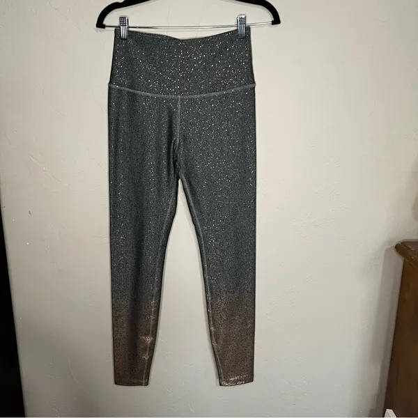 Beyond‎ Yoga Alloy Gray Ombre Rose Gold Speckled High Rise Athletic Leggings - Image 4