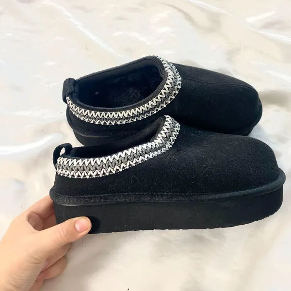 NEW Fitory Suede Black Cozy Platform Embroidered Clog Slippers / Mules US 6 - Image 3