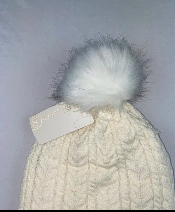 NEW Winter hat White - Image 3