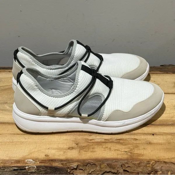 Clarks Cloudsteppers Ezera Skip Slip-On Sneaker - Women's 8 A42‎ - Image 6