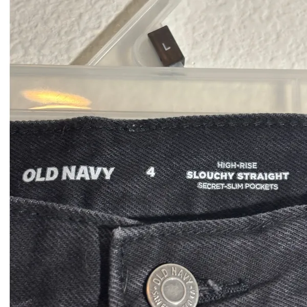Old Navy NWT Women Size 4 High-Rise Slouchy Straight Black Distressed Crop Jeans - Image 4