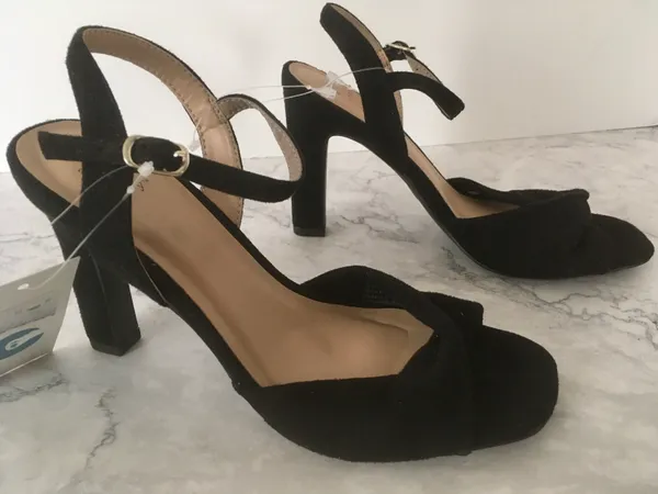 Black Heels, Size 6 - Image 3