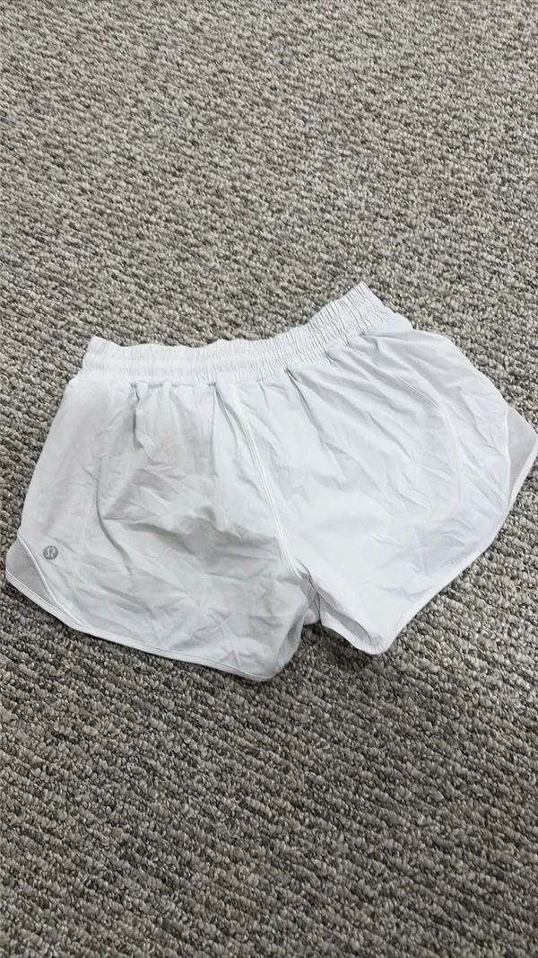 Lululemon Hotty Hot Shorts 4" - Image 4