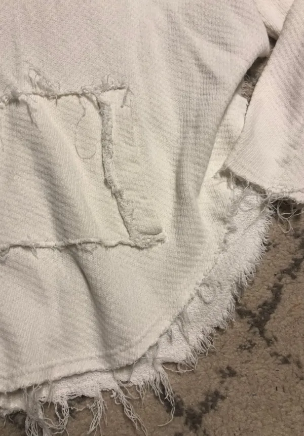 White frayed sweatshirt - Image 2