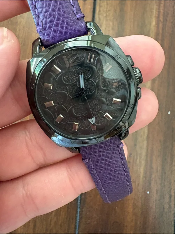 Coach Y2K Purple Leather Strap Watch with Black Dial - Image 2