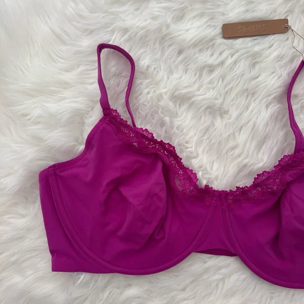 Skims Fits Everybody Lace Underwire Bra Lollipop Size 46DD - Image 3