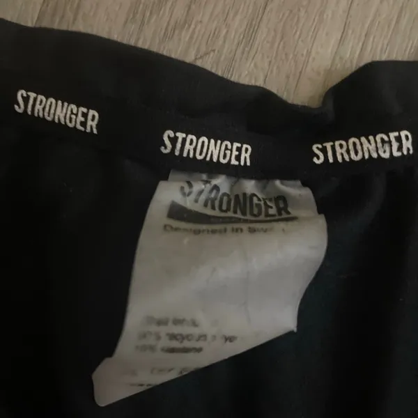 Stronger athletic crop top Black - Image 2
