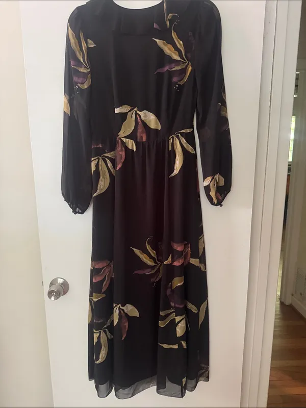 Wilfred Aritzia Floral Ruffle-Trim Long Sleeve Maxi Dress with Slit Front - Image 9