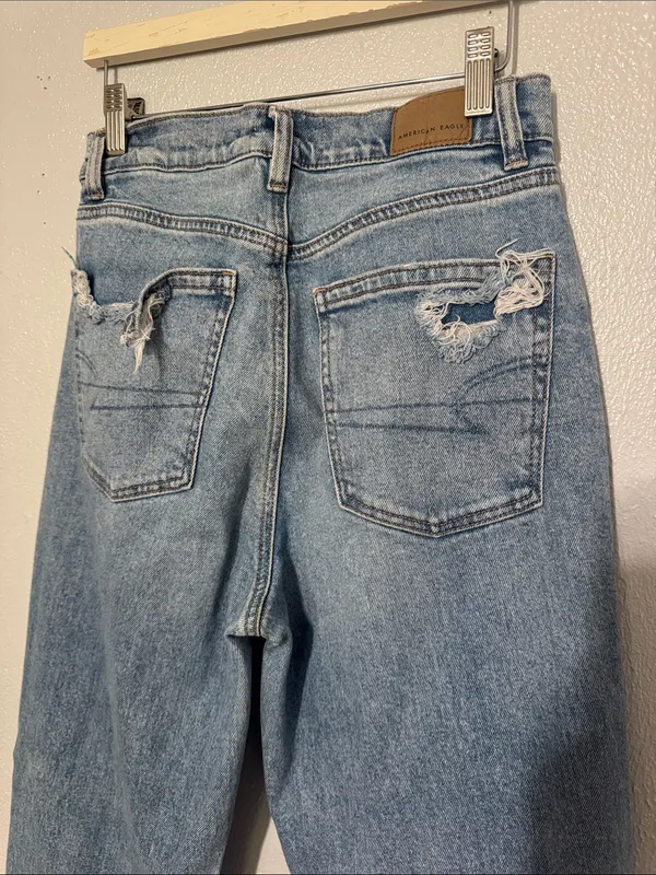 American Eagle Strigid Highest Rise Baggy Straight Distressed Jeans 2R - Image 6