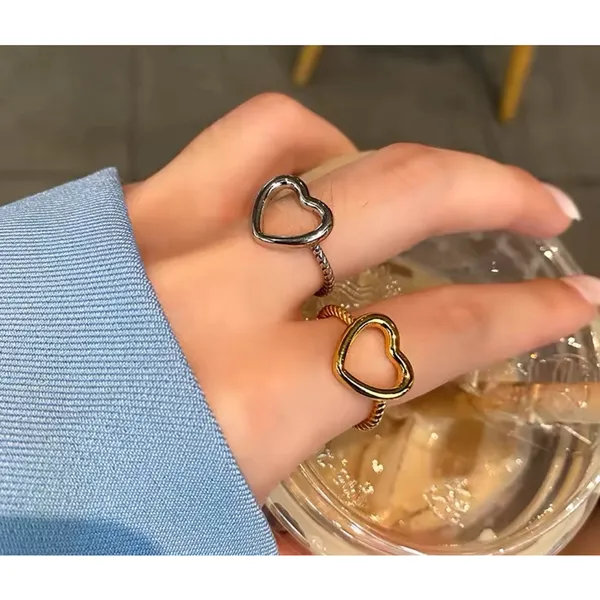 Boutique NEW Women's 14k Gold Plated .925 Twist Band‎ Ring, Adjustable - Image 8