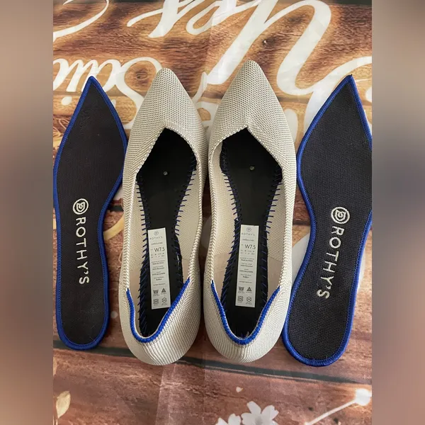 Rothy's Cream Flats with Pointed Toe and Slip-On Design - Image 8