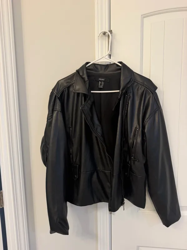 Leather Jacket Forever 21 - Image 2