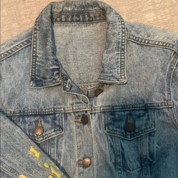 Blue and Pink Cropped Jean Jacket with Decorative Sleeves - Image 5