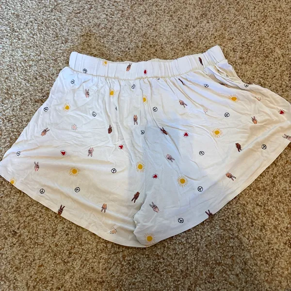 Old navy pj shorts - Image 2