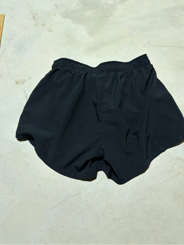 Nike Women’s Black Running Shorts with Purple lining medium - Image 8