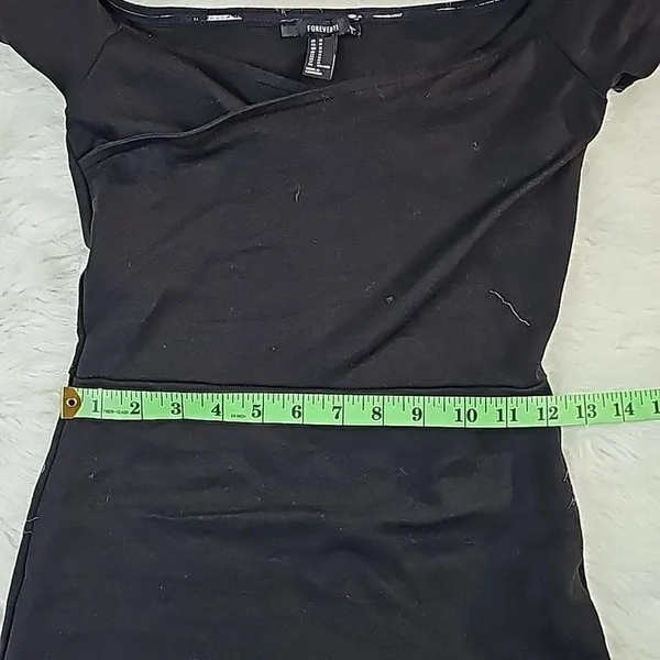 Forever 21 -728 Bodycon Dress Short Sleeve V Neck Fitted‎ Mini Dress Size Medium - Image 6