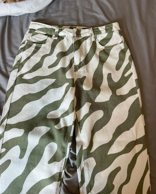 SheIn Green Zebra Jeans - Image 2