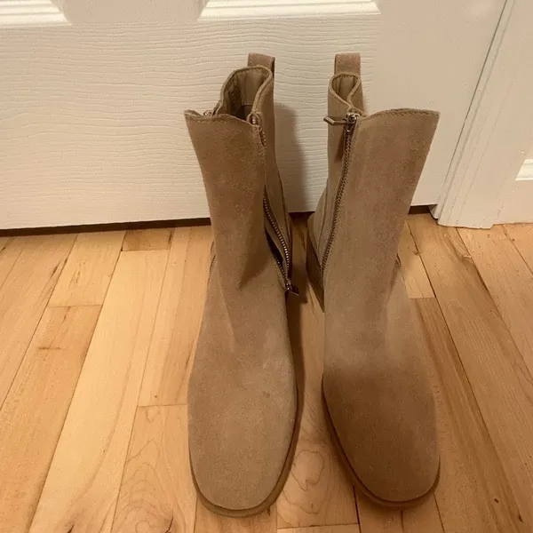 Steve Madden Tan Suede Ankle Boots - Image 4