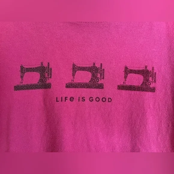 Life is Good Sewing Machine Patterned Short Sleeved Tee Dark Pink Size Small‎ - Image 3