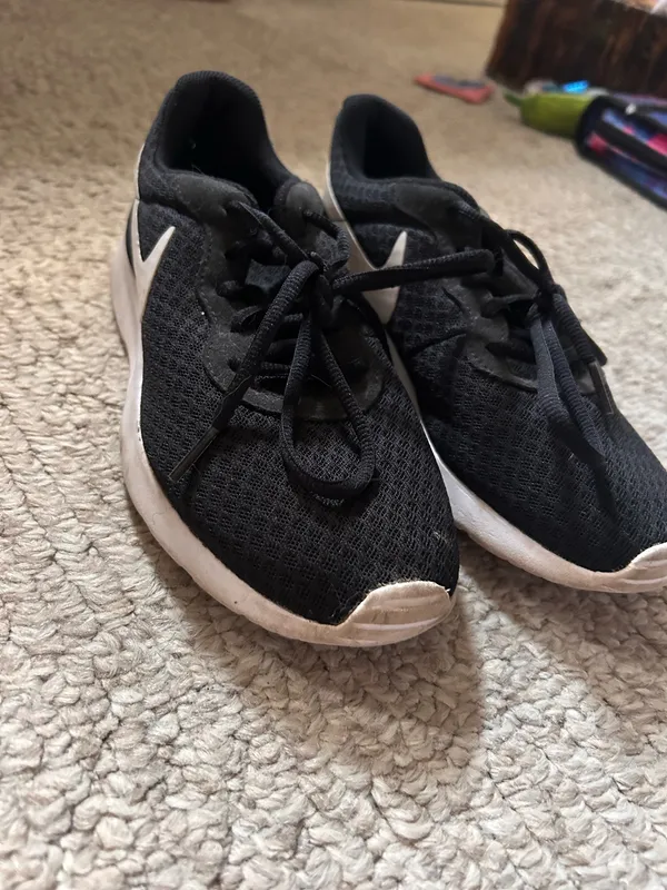 Nike Women’s Sneakers - Image 6