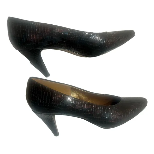 Vintage Brown Faux Crocodile Pumps Embossed Leather Heels Naturalizer Size 7.5 - Image 3