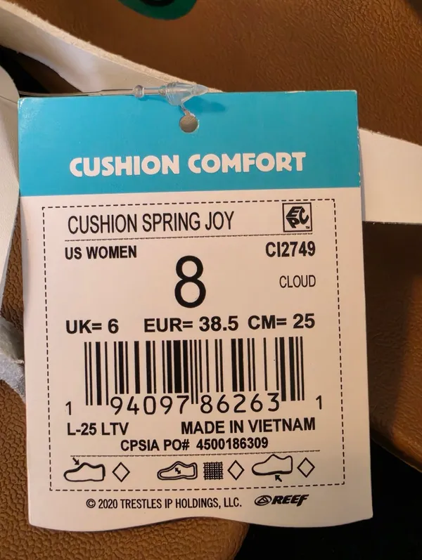 Reef 8 Cushion Spring Joy White Flip-Flop Sandals - Image 6