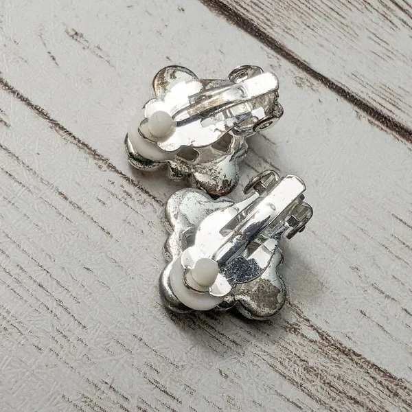 Vintage Clip On Earrings - Dainty Orange Gems - 5/8" - Image 5