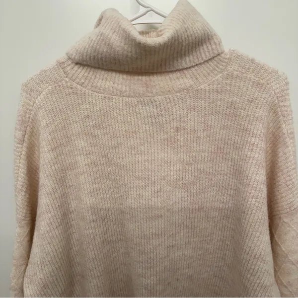 Aspen Wool Blend Light Pink Turtleneck Sweater Size L - Image 5
