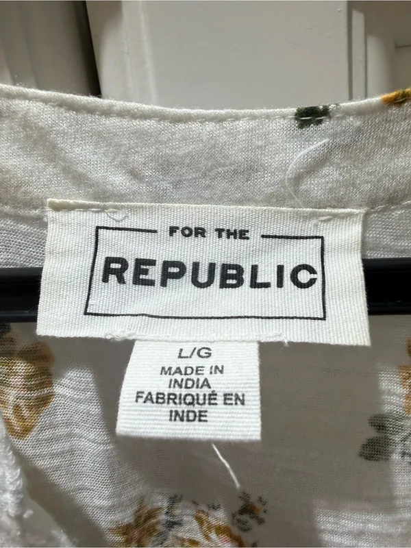 For The Republic Cream Sleeveless Floral Peplum Tunic with Yellow Rose Print - Image 3