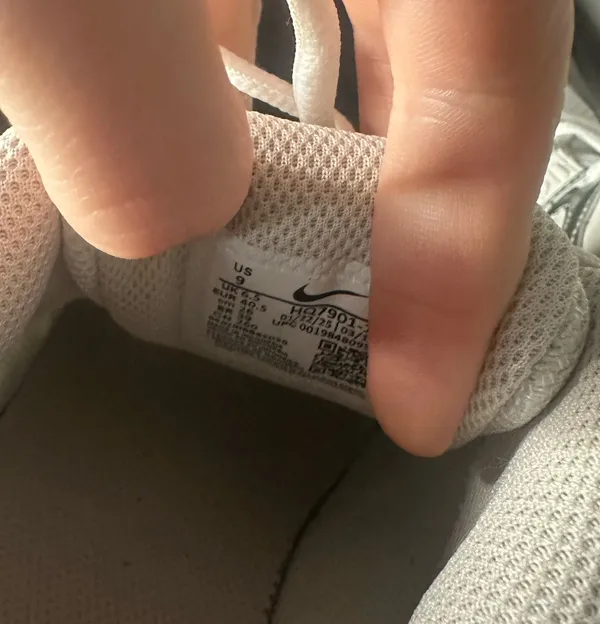 Nike V5 RNR - Image 4