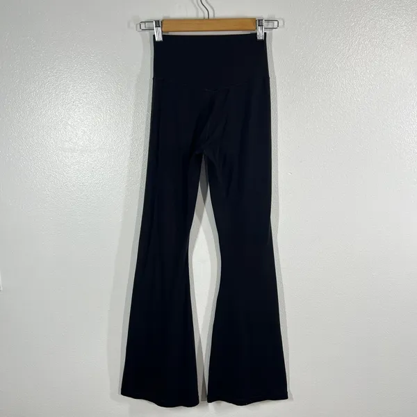OFFLINE By Aerie Real Me High Waisted‎ V-Shape Crossover Waist Flare Leggings M - Image 4