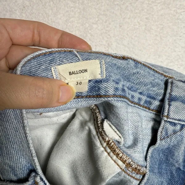 Madewell Womens Y2K Balloon Jeans Size 30 Light Wash High Rise Denim - Image 3