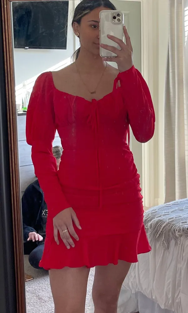 Red Dress - Image 3