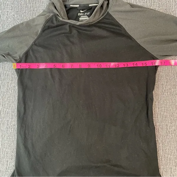 Nike Women’s Long Sleeve Running Shirt - Image 15
