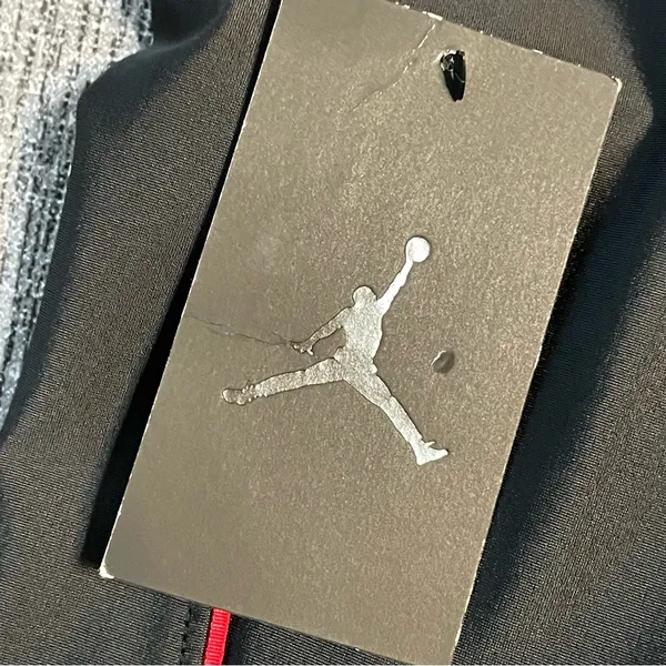 Nike Jordan Essential Pocket Bike Shorts - Image 13